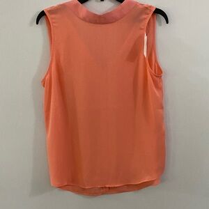 3/$10. NWT Banana Republic Sleeveless Top in Coral